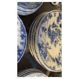 Queen’s Chelsea Toile Pattern Earthenware Chipped Edges on Some Plates Queen’s Chelsea Toile Pattern Earthenware Chipped Edges on Some Plates