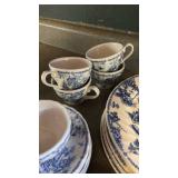 Queen’s Chelsea Toile Pattern Earthenware Chipped Edges on Some Plates Queen’s Chelsea Toile Pattern Earthenware Chipped Edges on Some Plates