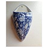 Blue and White Floral Wall Pocket Vase Blue and White Floral Wall Pocket Vase