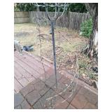 Decorative Wrought Iron Plant Stand Decorative Wrought Iron Plant Stand