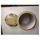 VINTAGE PORCELAIN BOX FROM the SIGNATURE HOME COLLECTION VINTAGE PORCELAIN BOX FROM the SIGNATURE HOME COLLECTION