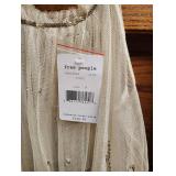 WITH TAGS STILL VINTAGE STYLE TOP SIZE MEDIUM AND IVORY COLOR SCARF WITH TAGS STILL VINTAGE STYLE TOP SIZE MEDIUM AND IVORY COLOR SCARF