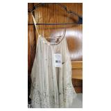 WITH TAGS STILL VINTAGE STYLE TOP SIZE MEDIUM AND IVORY COLOR SCARF WITH TAGS STILL VINTAGE STYLE TOP SIZE MEDIUM AND IVORY COLOR SCARF