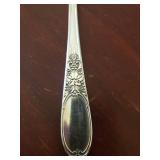 Vintage Wm. Rogers Silver Plate Flatware Service in Wood Presentation Box with 1 Drawer - Grapes Design - 92Pcs + Case