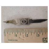 Vintage Remington Coca-Cola Bottle Watch Fob Single Blade Pocket Knife &1995 Coca-Cola Retro Design Tobacco Tin