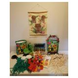Luau/Tropical Party Supplies & Decorations