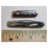 Vintage KENT Brand Double Blade Pocket Knife with Multi Bakelite Handle - 3.5in L Open, and SYRACUSE Knife Company Double Blade Pocket Knife with Blue/Silver Marbleized Bakelite Handle - 6.5in L Open