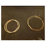 Large Lot of Vintage Ladies Fashion Earrings