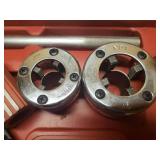 NPT Manual Ratcheting Pipe Threader Kit with 3 Dies - 1/2in, 3/4In, and 1in, and Case