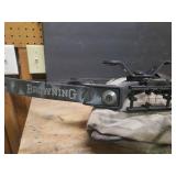 BROWNING VORTEX 5-8128 L Compound Bow with Zippered/Padded Case and Box of Arrow Tips