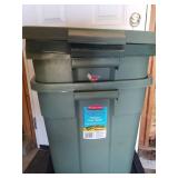 2 Rubbermaid 18 Gallon Roughneck Tubs & 1 Cornerstone 18 Gallon Tub - All With Lids