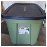 2 Rubbermaid 18 Gallon Roughneck Tubs & 1 Cornerstone 18 Gallon Tub - All With Lids