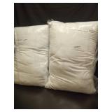 Wynrest  Down Alternative Pillows Standard/Queen Size Set of 2 - Queen Bed Pillows for Sleeping - Made in USA - Cooling Surface and Machine Washable for Side, Back, and Stomach Sleepers - Retail: $70 Wynrest  Down Alternative Pillows Standard/Queen Size Set of 2 - Queen Bed Pillows for Sleeping - Made in USA - Cooling Surface and Machine Washable for Side, Back, and Stomach Sleepers - Retail: $70
