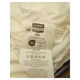 Utopia Bedding Waterproof Mattress Protector King Size, Zippered Mattress Encasement Bed Bug and Dust Mite Proof, Absorbent Six-Sided Mattress Cover - Retail: $27 Utopia Bedding Waterproof Mattress Protector King Size, Zippered Mattress Encasement Bed Bug and Dust Mite Proof, Absorbent Six-Sided Mattress Cover - Retail: $27