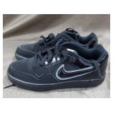 Nike Son of Force Low Black Sneakers Size 6.5