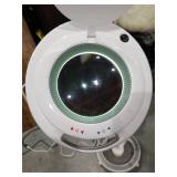 Esthetician Adjustable LED Rolling Light Magnifying with Stand