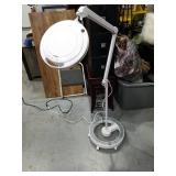 Esthetician Adjustable LED Rolling Light Magnifying with Stand