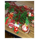 16 Pcs Christmas Tree Pendant Beads Party Holiday Necklaces