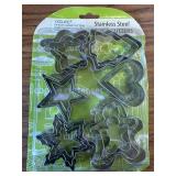 Christmas Cookie Cutter Set - 18 pcs Gingerbread & More Shapes