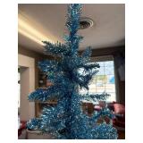 Juegoal 4 FT Pre-lit Xmas Tree, Green Tinsel, 70 LED Lights