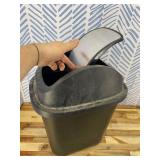 Rubbermaid Commercial Products Swing Top Wastebasket Lid, Compatible with 28QT/7G RCP Wastebaskets, Black