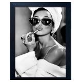 AIANHUA Black and White Lips Canvas Wall Art Old Hollywood Print Fashion Wall Art Trendy Wall Decor Girl Dorm Room Decor Woman Bathroom Pictures Artworks for Wall