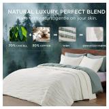 Bedsure Cooling Quilt - Cooling Comforter Queen Size, Moisture-Wicking and Silky Soft for Hot Sleepers and Night Sweats, Luxury Tencel Lyocell Cotton Bedspread, Lightweight & Breathable Cloud Quilt