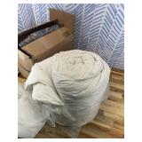 Retails for $120! Beige Comforter, King