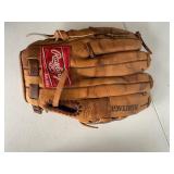 2 Leather baseball gloves
