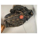 2 Leather baseball gloves
