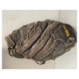 2 Leather baseball gloves