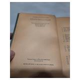 The Siamese Twin Mystery by Ellery Queen (1933) Triangle Books Edition