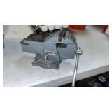 Central Machinery Bench Vise - Retail: $45