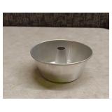 Aluminum Angel Food Cake Pan Set