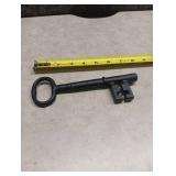 Large Cast Iron Skeleton Key