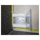 Digital Kitchen Scale EK5055 like new