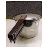 Presto 6-Quart Stainless Steel Pressure Cooker Model C601A