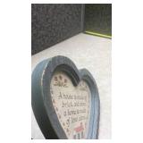 Decorative Heart-Shaped Wall Plaques Set