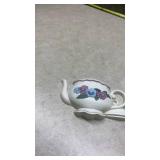 Decorative Pansy Wall Decor Set