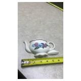 Decorative Pansy Wall Decor Set