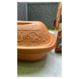 Romertopf Clay Baker with Decorative Lid