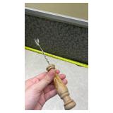 Wooden Handle Twisted Utensil Set