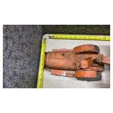 1950s Metal Earth Scraper (no markings)