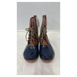 Navy and Brown Womanâs Boots Size 5