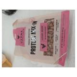 Vital Essentials Dog Freeze Dried Topper Chicken 6oz. BB 7 26