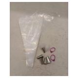 Piping Bags With Tips