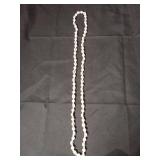 Elegant Pearl and Crystal Beaded Necklace