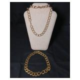 Classic Gold Tone Chunky Chain Necklace