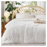 Bedsure Queen Comforter Set - White Comforter, Boho Tufted Shabby Chic Bedding Comforter Set for Kids, 3 Pieces Vintage Farmhouse Bed Set for All Seasons, Fluffy Soft Bedding Set with 2 Pillow Shams