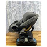 Retails $630! Baby Jogger City Turn Convertible & Rotating Car Seat, Onyx Black - Accommodates Newborn to Toddler with Rear and Forward Facing Modes